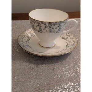 English Castle Bone China Vtg Footed Teacup & Saucer Blueberry Leaf Gold Trim